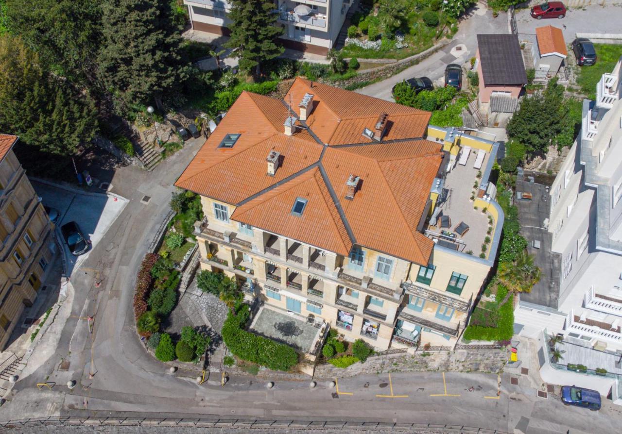 Penthouse At Villa Mascagni Opatija Buitenkant foto