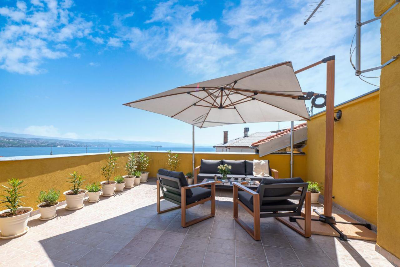 Penthouse At Villa Mascagni Opatija Buitenkant foto